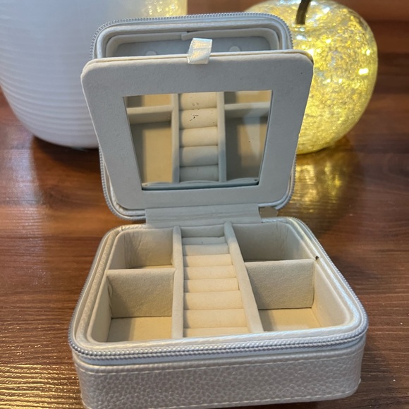 Summer & Rose 🌹 “Take Me With You” Travel Jewelry Box. - Picture 7 of 7